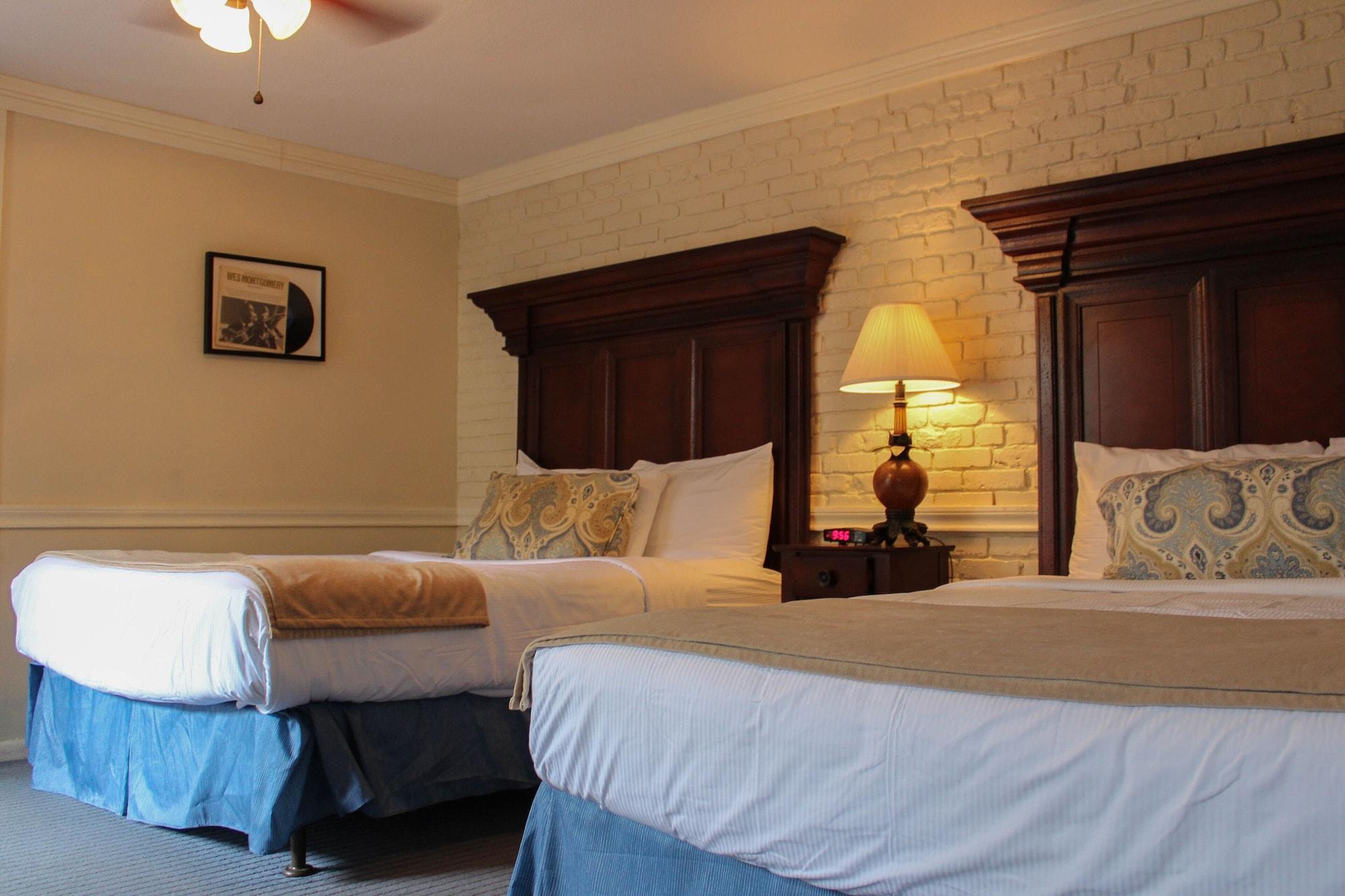 Hotel St. Pierre French Quarter Новий Орлеан Екстер'єр фото