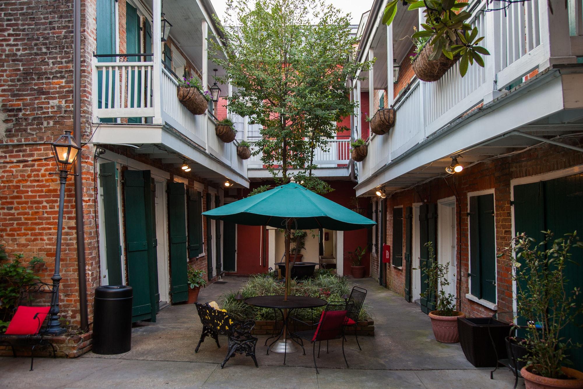 Hotel St. Pierre French Quarter Новий Орлеан Екстер'єр фото