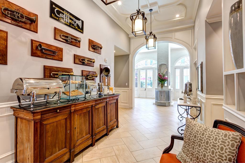 Hotel St. Pierre French Quarter Новий Орлеан Екстер'єр фото